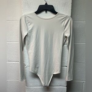 Abercrombie & Fitch Off-White Long Sleeve Bodysuit. Small